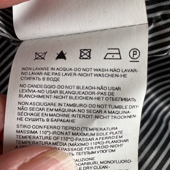 Armani Jeans wool blazer size XS - Picture 7 of 7